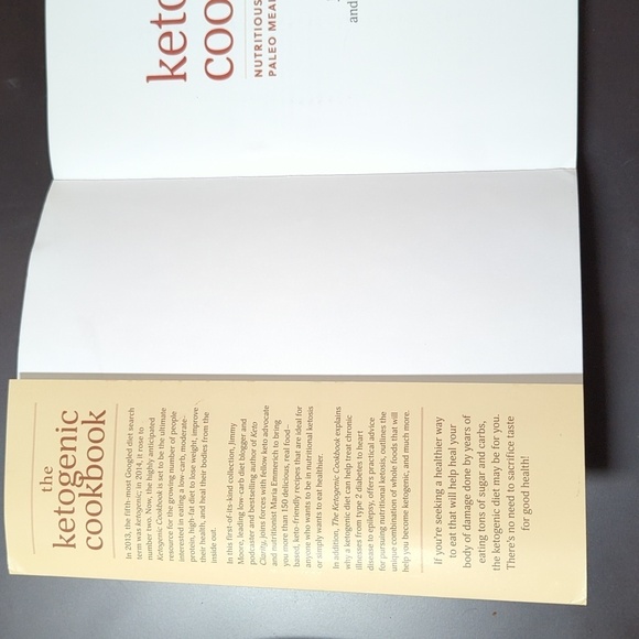 The Ketogenic Cookbook by Jimmy Moore and Maria Emmerich - Picture 7 of 9